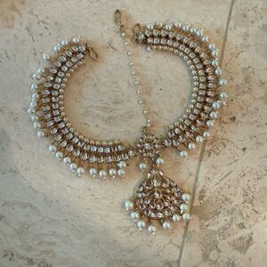 Elegant Gold and Silver Women's Indian headpiece / OS